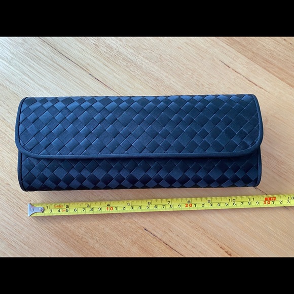 OLGA BERG | Black ‘checkered pattern’ clutch - Picture 5 of 5